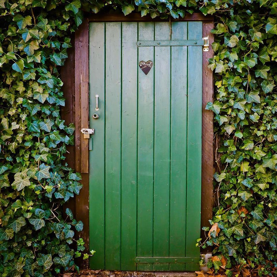 Travelling with incontinence: 5 tips for a stress-free vacation