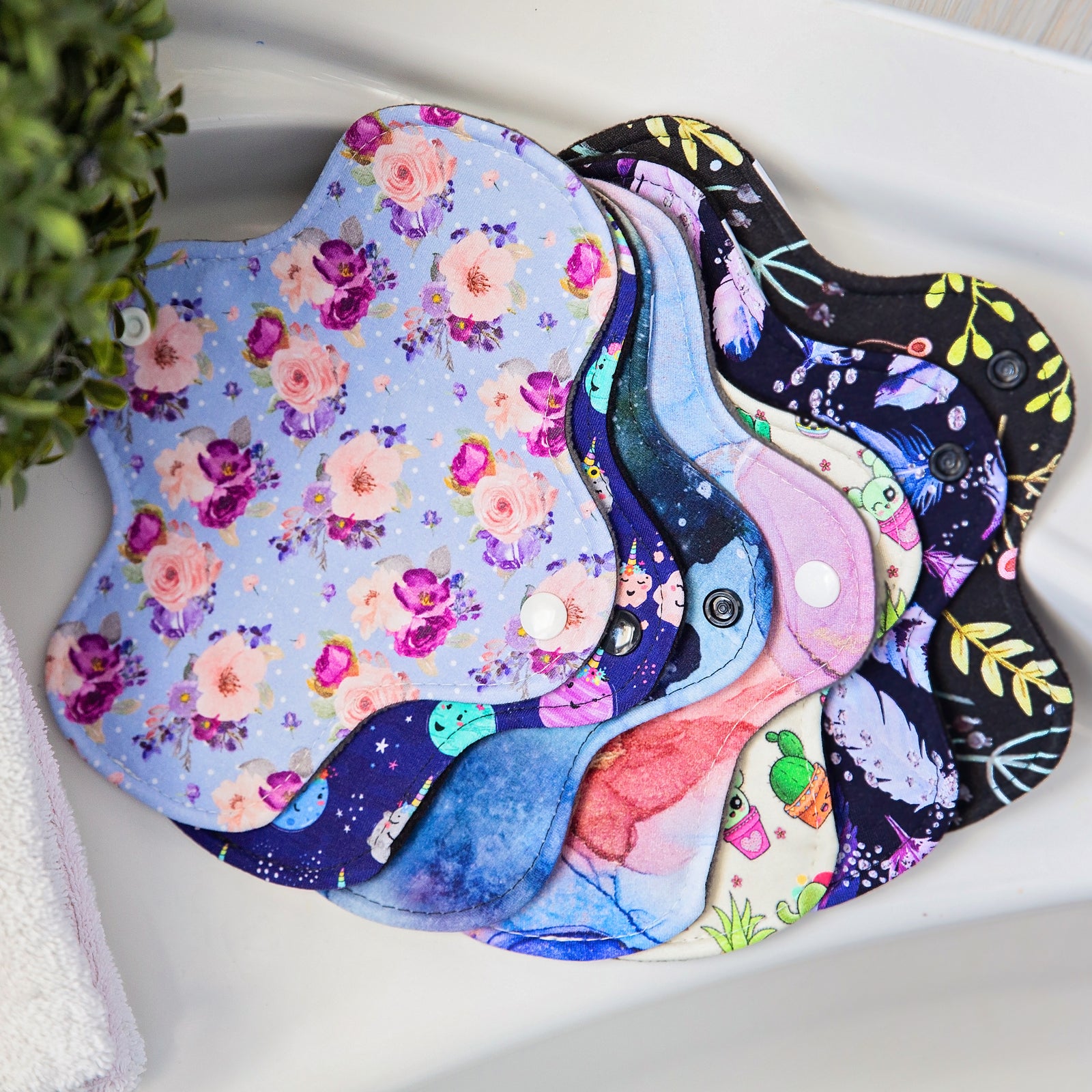 Moderate Absorbency Reusable Pads: Pansy - Amie Pads