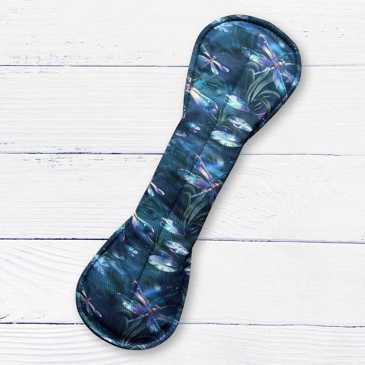 snapped extra-long reusable pad in a dragonfly athletic wicking jersey